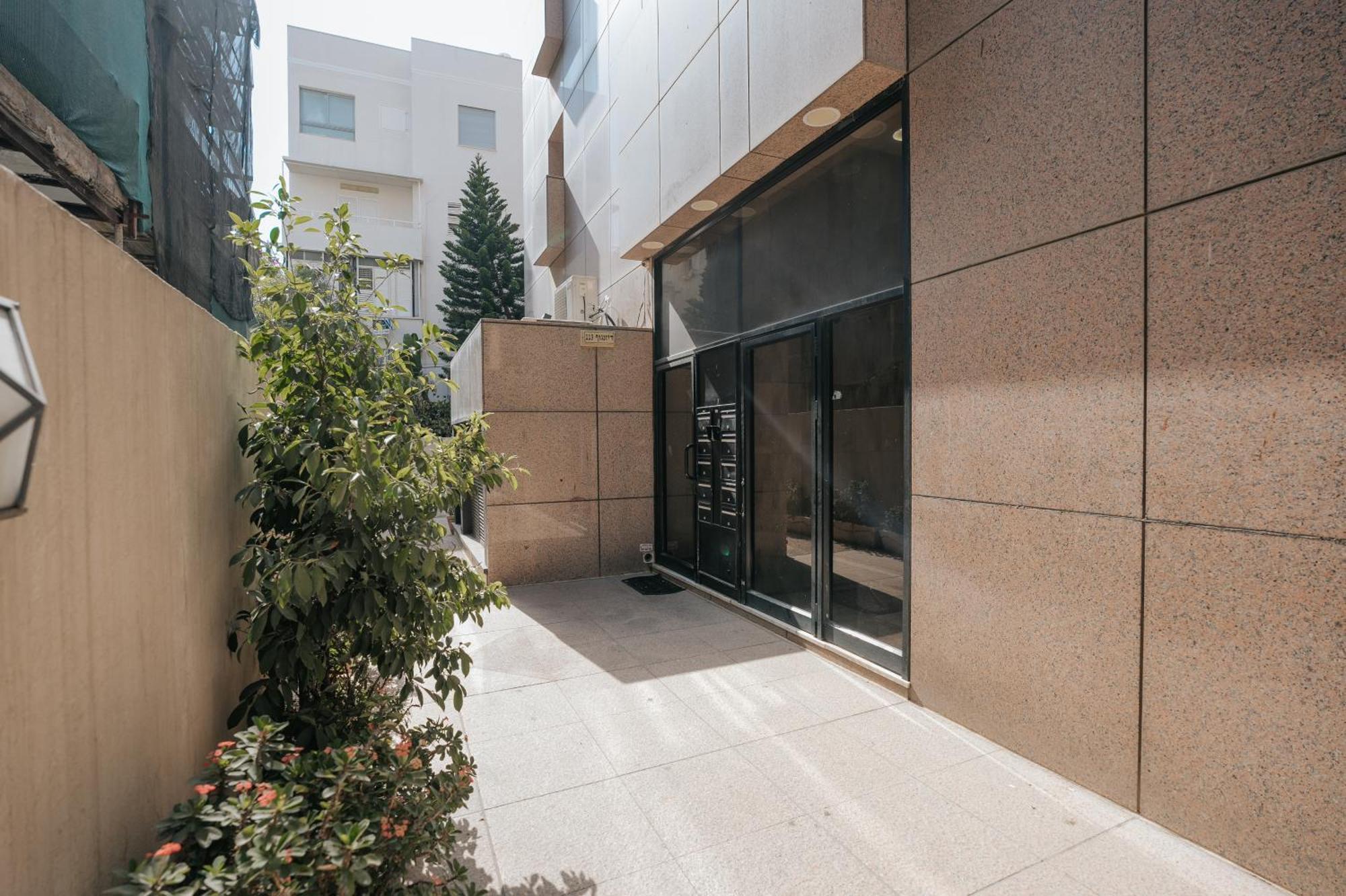 Meir Dizengoff Residence With Shelter 텔아비브 외부 사진
